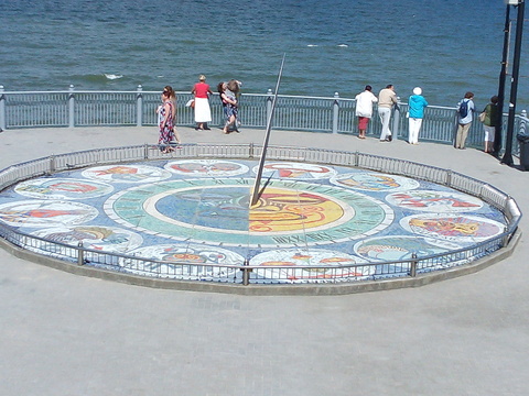 Sundial on the promenade