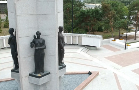 Мемориал «Слава Героям»