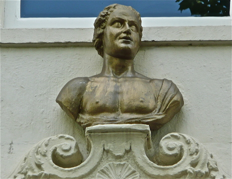 国王运河街353号