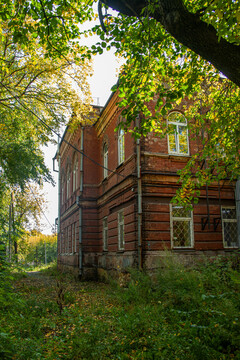 Поликлиника № 5 (Челнокова, 20)