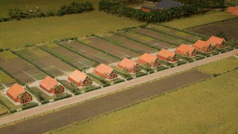 Sociale woningbouw, Mensumaweg 8 t/m 17
