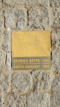 The Memory of the Holocaust Trail plaque